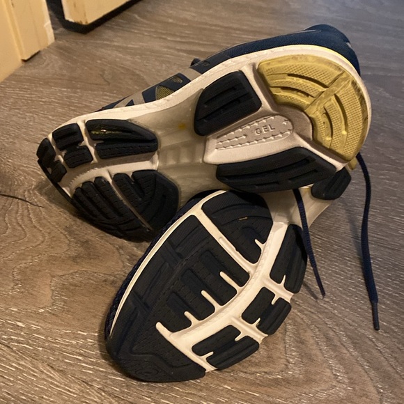 ASICS Sneakers - Picture 3 of 4